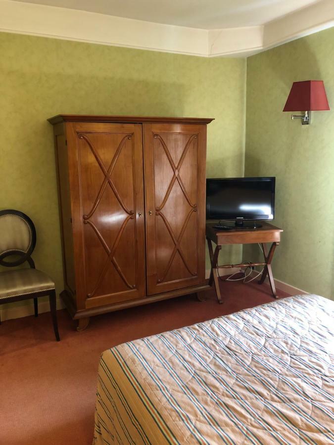 Le Cabouillet Hotel LʼIsle-Adam Kültér fotó